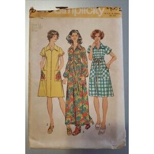 Vintage Simplicity 5365 Sewing Pattern Woman's Robe 2 lengths Size 14 *UNCUT*